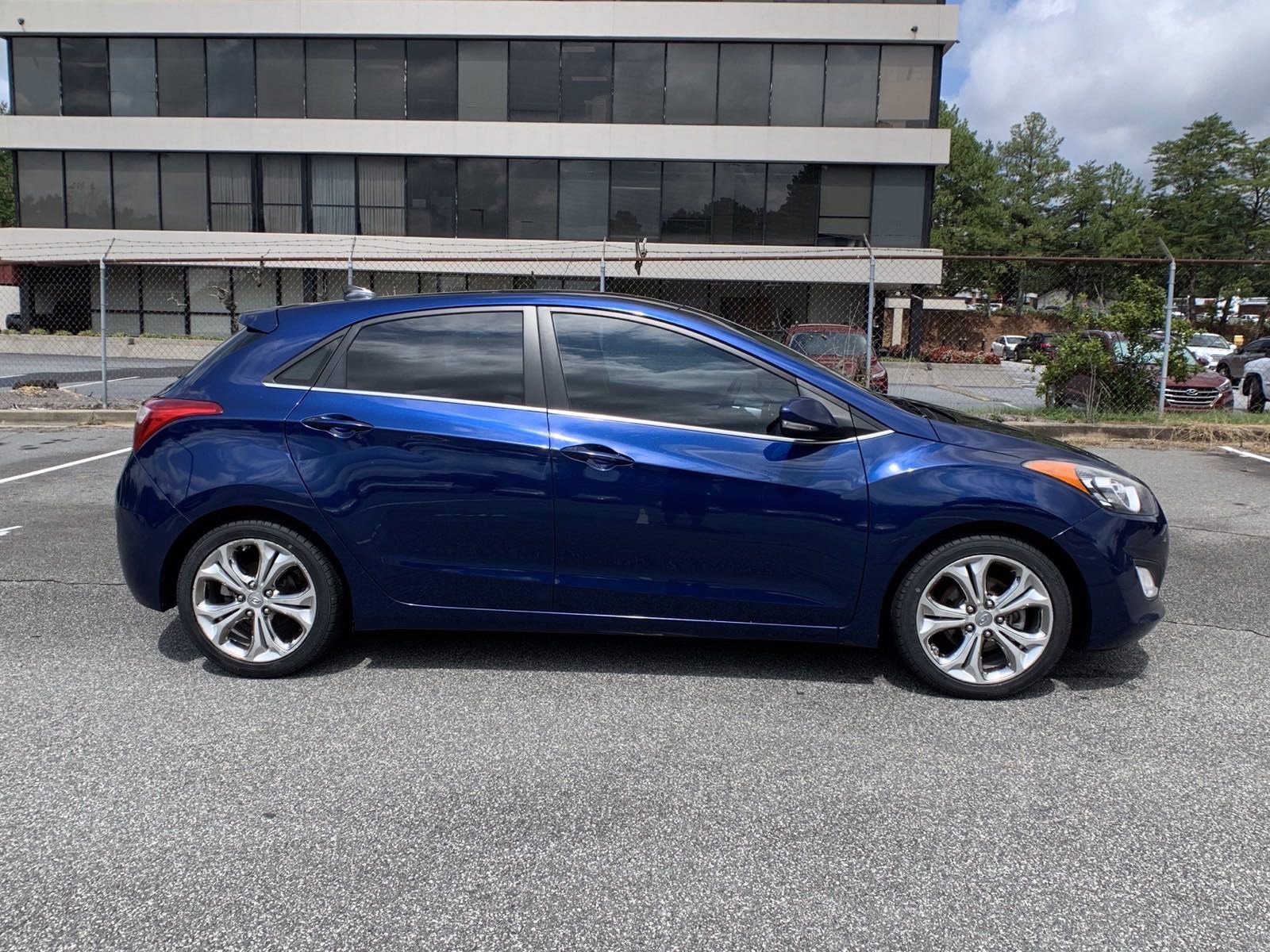 Hyundai elantra hatchback